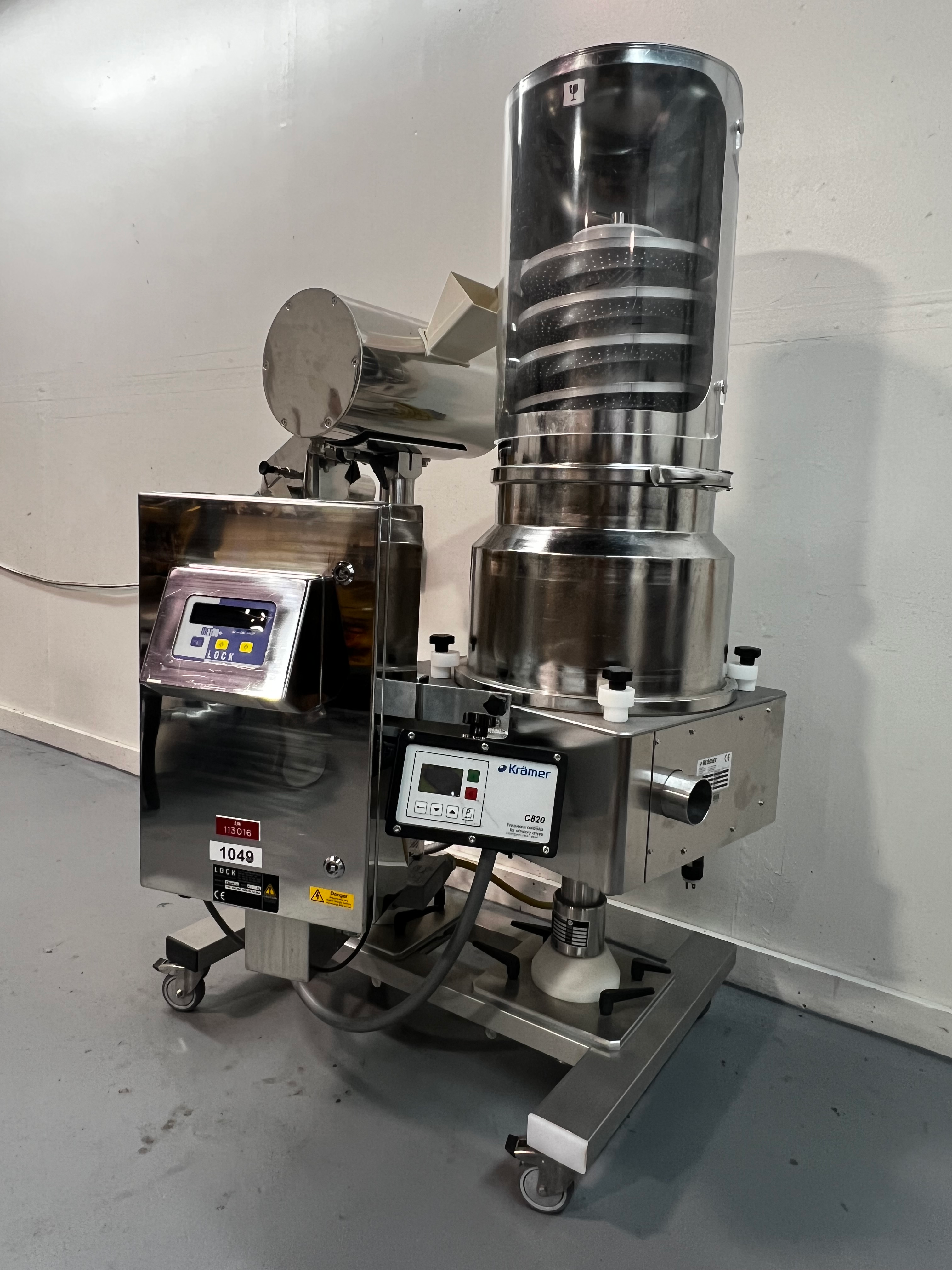 Kramer Safeline Vertical Tablet Deduster w/ Metal Detector Mettler